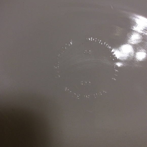 Milk Glass Vintage Bakeware Made in USA - Picture 4 of 5